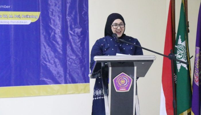 Intan Jadi Nara Sumber Seminar Pendidikan di Unmar Tangerang