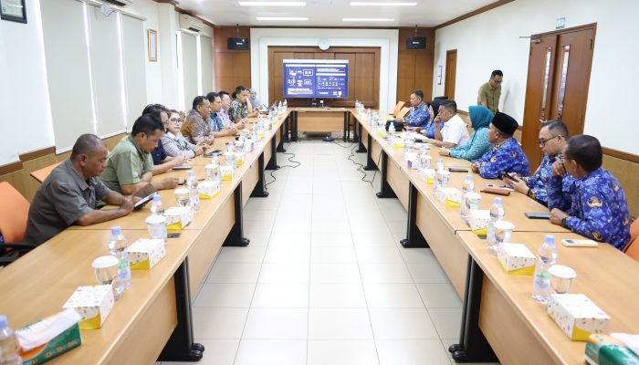 Andra Soni Ingin Perkuat Ekosistem Peternakan Unggas Lewat Pemberdayaan Masyarakat Banten