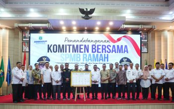 Gubernur Andra Soni Pimpin Penandatanganan Komitmen SPMB Ramah Tahun Ajaran 2026-2027