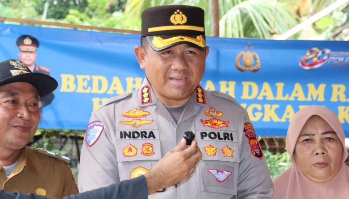 HUT Bhayangkara ke-80: Polresta Tangerang Bedah Rumah Warga