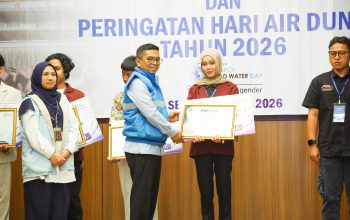 Andra Soni Serahkan Penghargaan Pemenang Lomba Film Pendek Hari Air Sedunia 2026