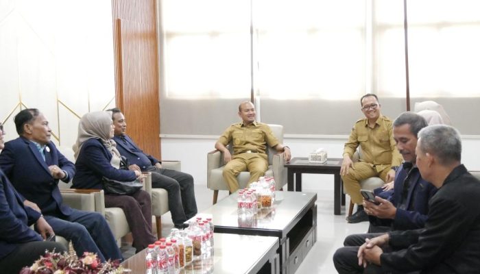 Wali Kota dan Wakil Wali Kota Tanjungbalai Terima Audiensi PB IKA UMA
