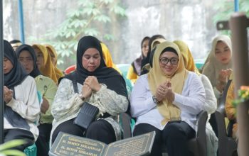 Kader Golkar Kab Tangerang Ziarah ke Makam Almarhum H Ismet Iskandar