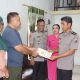 Kapolres Tanjungbalai Berbagi Kasih dan Serahkan Bantuan untuk Warga dan Personil