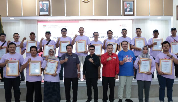 Peringati Hari Donor Darah Sedunia, Bupati Ajak Masyarakat Rutin Donorkan Darah