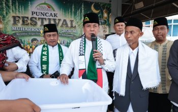 Bupati Maesyal Lepas Pawai Ta’aruf 1 Muharram