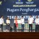 Wujudkan Kemudahan Akses Pelayanan Hukum, Wali Kota Tebing Tinggi Terima Penghargaan dari Kementerian Hukum RI