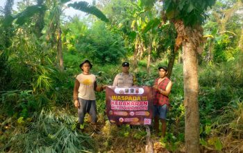 Cegah Karhutla, Bhabinkamtibmas Karangpanimbal Gencarkan Edukasi Door to Door