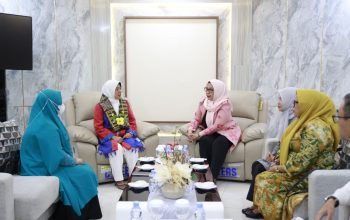 Puncak HKG PKK ke-54, Tinawati Andra Soni Hadir untuk Promosikan Banten