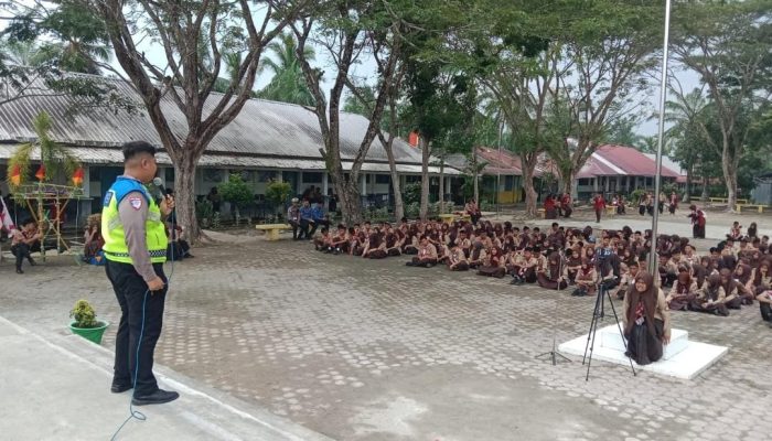 Sat Lantas Polres Tanjungbalai Sambangi Siswa SMA 3