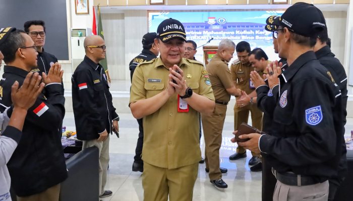 Sekda Soma Harap KKM Uniba Jadi Pendorong dan Penggerak Desa Mandiri