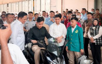 Wagub Dimyati Tegaskan Dukungan Pemprov Banten terhadap Industri Kendaraan Listrik