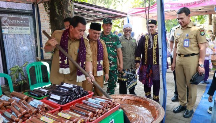 Bupati Tangerang Buka Festival Kampung Budaya Kemuning Kec Legok