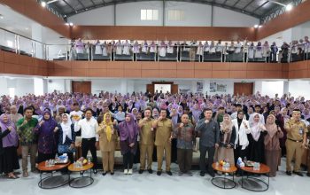 Bupati Tangerang Saksikan Penandatanganan Kerja Sama Beasiswa Tangerang Gemilang