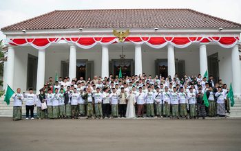 Gubernur Andra Soni Lepas Delegasi PWNU Banten ke Muktamar ke-35 di Jombang
