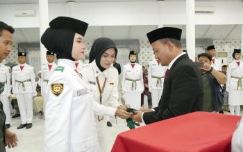 Wali Kota Mahyaruddin Salim Kukuhkan 45 Anggota Paskibraka 2026