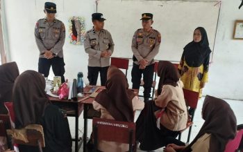 Personil Sat Binmas Ajak Pelajar Stop Bullying dan Bijak Bermedia Sosial