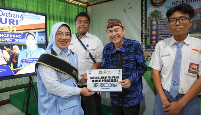 Tinjau Lomba Sekolah Sehat, Tinawati Andra Soni Tekankan Pentingnya Budaya Sehat di Sekolah