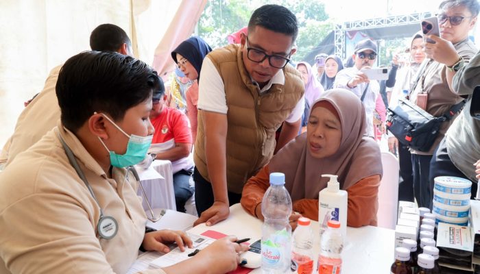 Program CKG Jemput Bola di Labuan Pandeglang, Ribuan Warga Antusias Periksa Kesehatan