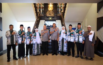 Kapolda Banten Lepas 7 Personel Polda Banten ke Tanah Suci untuk Tunaikan Ibadah Umrah