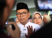 Abu Vulkanik Anak Krakatau Mengarah ke Banten, Gubernur Andra Soni Minta Warga Waspada dan Pakai Masker