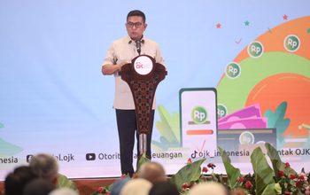 Gubernur Andra Soni Ajak Mahasiswa Tingkatkan Kecerdasan Finansial di Era Digital