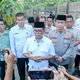 Gubernur Andra Soni Datang ke Rumah Korban Hilang di Selat Sunda