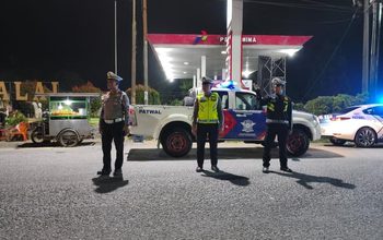 Jaga Kondusifitas Malam Hari, Sat Lantas Polres Tanjungbalai Gencarkan Blue Light Patrol