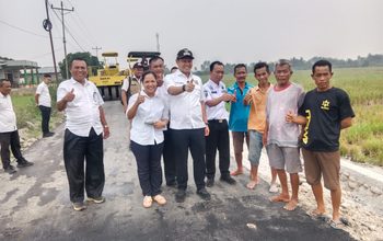 Jalan Hotmix Mulus, Petani Sei Belutu Semakin Mudah Angkut Hasil Pertanian