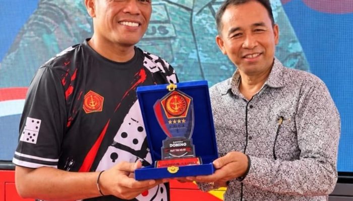 Kapolres Tanjungbalai Raih Juara 1 Turnamen Domino