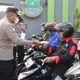 Kapolresta Tangerang Langsung Action Bagikan Masker