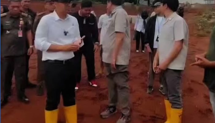 Nakal, Pilar Perintahkan Satpol PP Segel Bangunan di Proyek Pembangunan Poll Taksi green