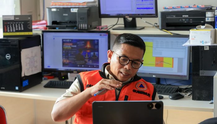 Pantau Gunung Anak Krakatau, Gubernur Banten Andra Soni: Prioritas Utama Keselamatan Masyarakat