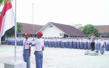 Police Goes to School, Kapolres Banjar Ingatkan Pelajar Bijak Bermedia Sosial dan Tertib Berlalu Lintas