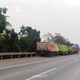 Truk Berhenti Dibahu Jalan Tol Akibat Penjual Kopi Lendot