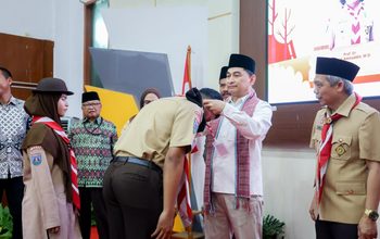 Lepas Kontingen Pramuka Santri, Wagub Dimyati Minta Bangun Jejaring Nusantara