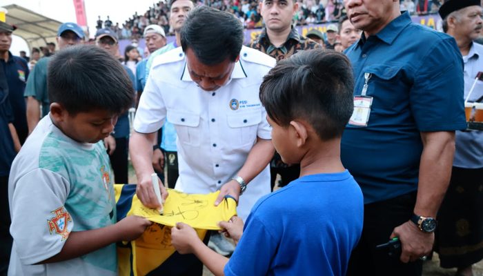 Bupati Tangerang Apresiasi Open Turnamen Link Viber Cup 2016