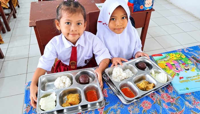 Dapat MBG dari SPPG Kota Tengah, Siswa SDN 104312 Semangat Belajar dan Tumbuh Sehat