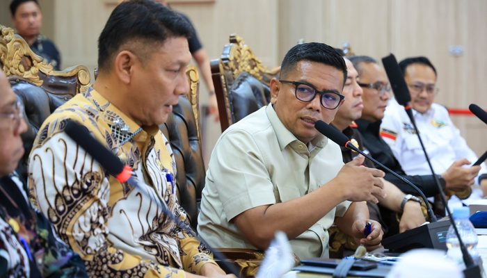 Gubernur Banten Andra Soni Sebut Satlinmas Bagian dari Pemerintah untuk Lindungi Masyarakat