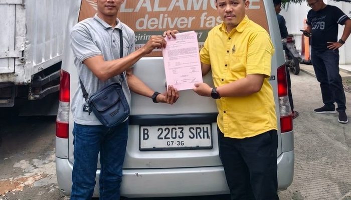 Kejari Kab Tangerang Kembalikan Barang Bukti Mobil Gran Max